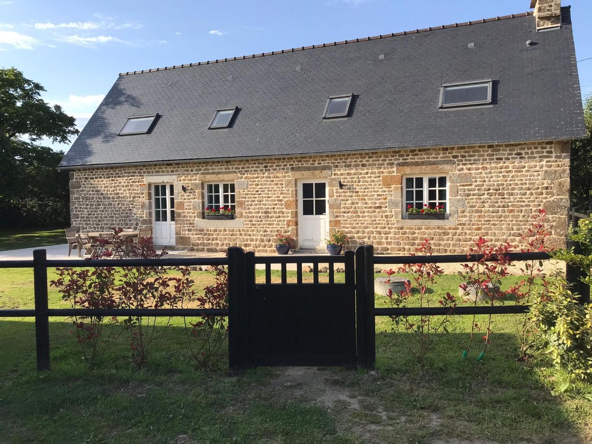 Maison De La Grange, Chaulieu Sourdeval Exterior foto